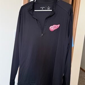 Antigua Black Pullover with Detroit Red Wings Logo